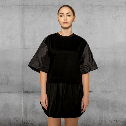 Woman Pocket Details Crop T-Shirt by Juun.J